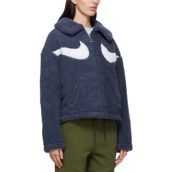 Nike swoosh jacket size M - Picture 3 of 4